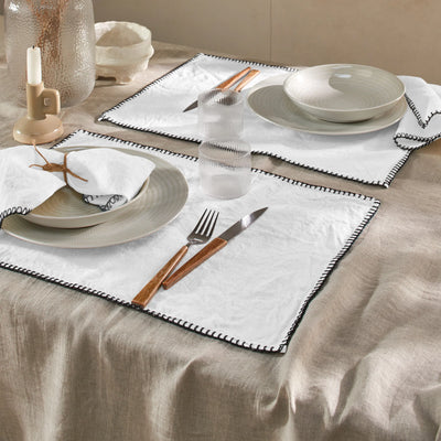 Sets de table "Point de Cheval" en lin blanc optique