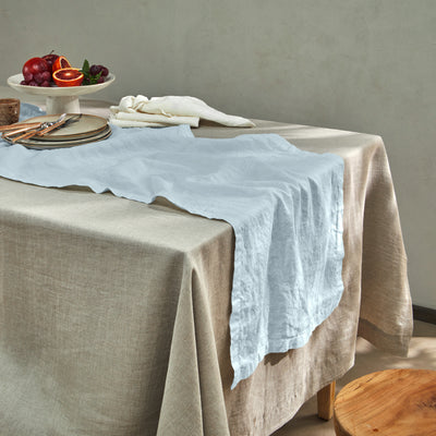 chemin de table basique 100% Lin bleu glacier