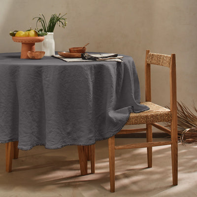 Nappe ronde sur mesure en lin avec point de cheval gris plomb