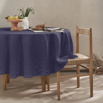 Nappe ronde sur mesure en lin avec point de cheval bleu nuit