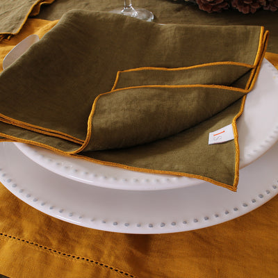 ¡Rabajos! Servilletas bordadas para mesas, en lino.